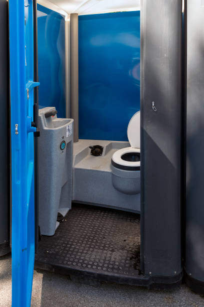 Best Porta potty rental near me  in Gulf Hills, MS