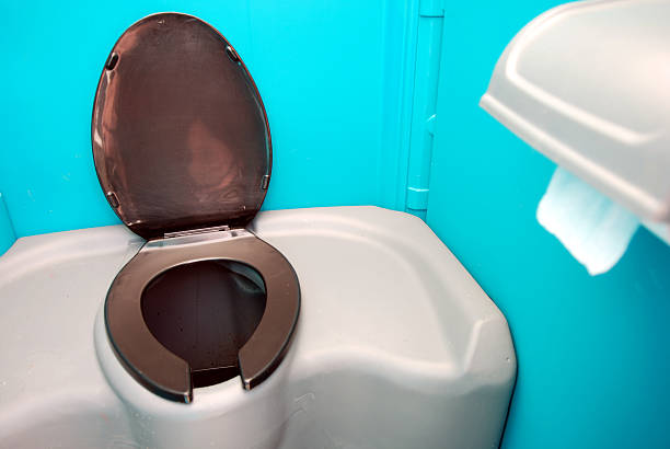 Porta potty delivery and setup in Gulf Hills, MS